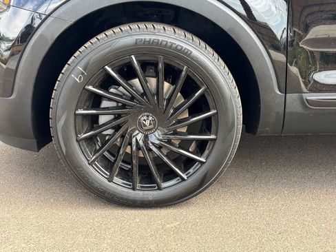 Certified 2023 Kia Telluride SX X-Line AWD/4WD image 10