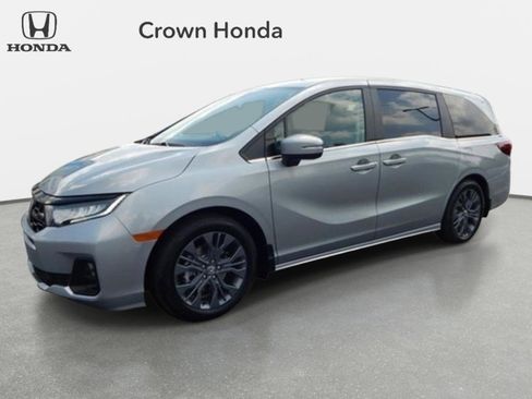 New 2026 Honda Odyssey Touring image 1