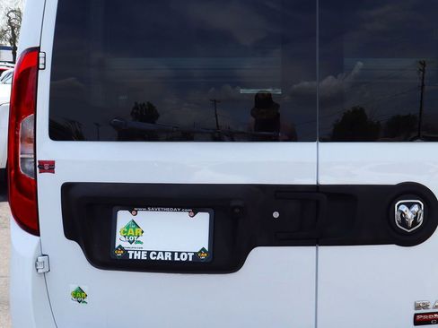 Used 2019 RAM ProMaster City Tradesman SLT image 20