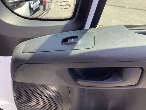 Used 2025 RAM ProMaster 3500 FWD image 32