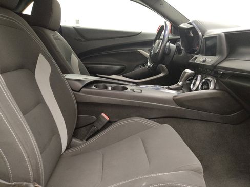 Used 2020 Chevrolet Camaro LT RWD image 21