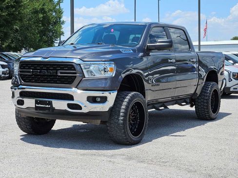 Used 2019 RAM 1500 Big Horn AWD/4WD image 10