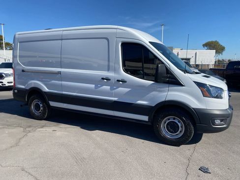 Used 2020 Ford Transit 250 Medium Roof image 4