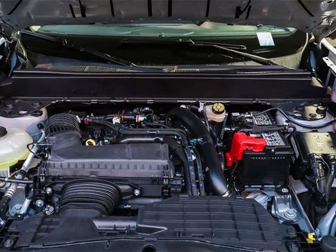 New 2025 Ford Maverick Lariat w/ Black Appearance Package image 27