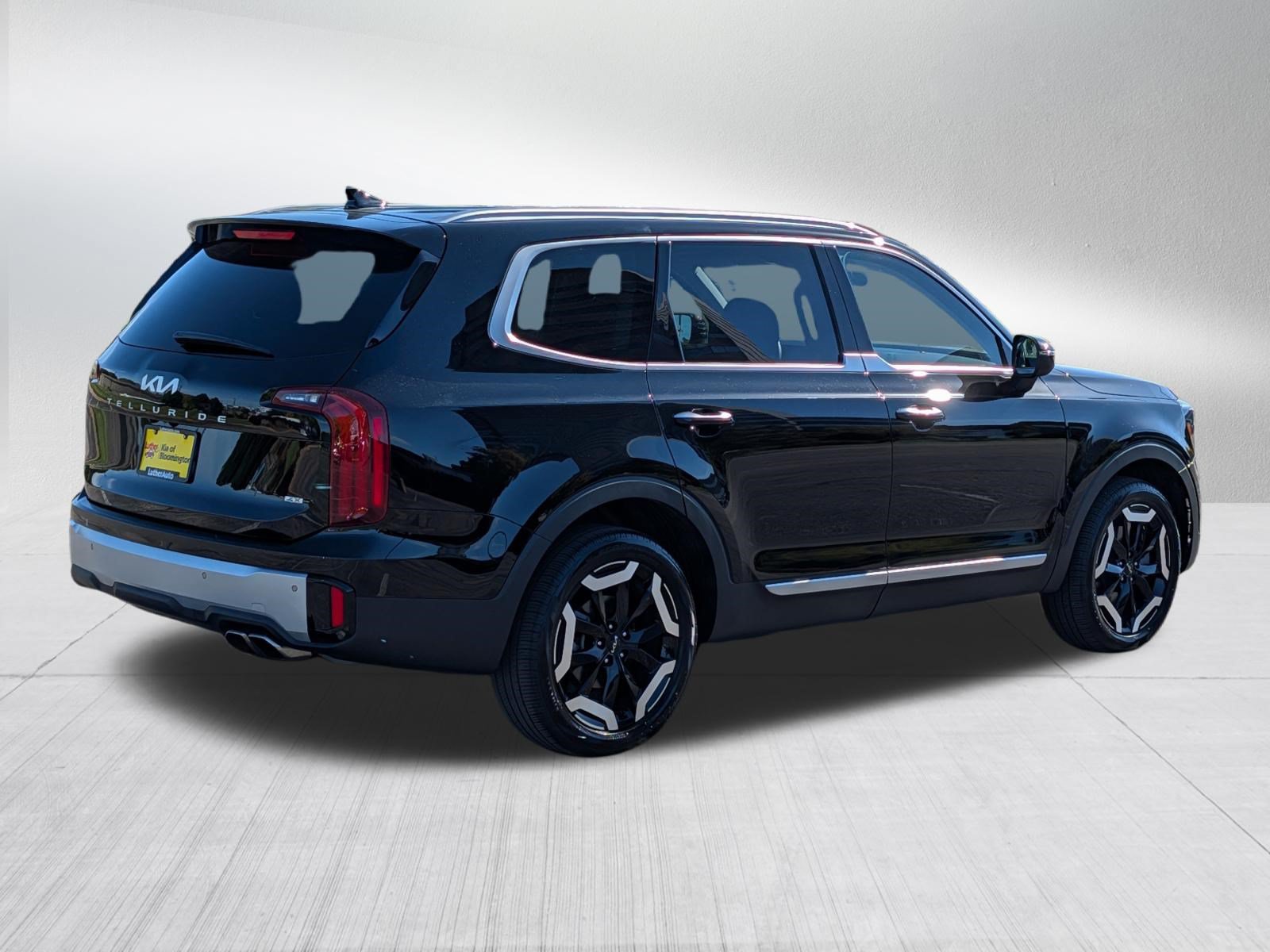 Certified 2024 Kia Telluride S w/ S Sunroof Package AWD/4WD image 7