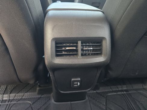 Used 2020 Chevrolet Equinox LT w/ LPO, Floor Liner Package FWD image 24
