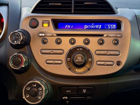 Used 2009 Honda Fit Sport image 14