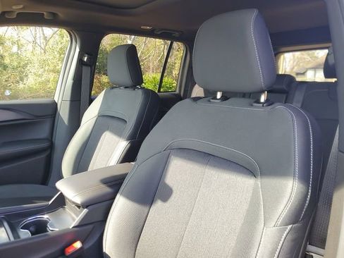 New 2025 Jeep Grand Cherokee Laredo X RWD image 13