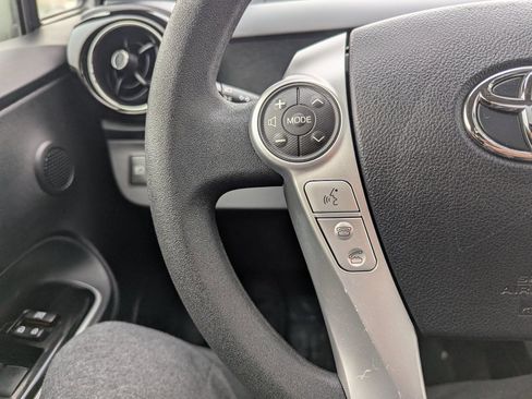 Used 2016 Toyota Prius C Three image 23