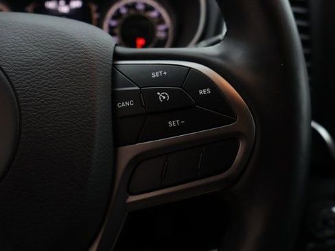 Used 2021 Jeep Cherokee Latitude Lux image 14