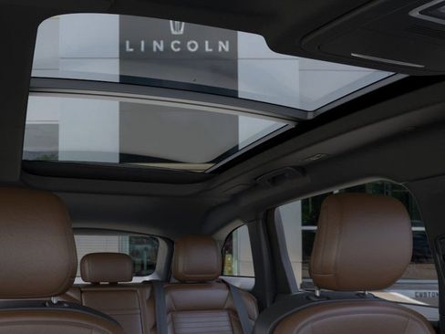 New 2026 Lincoln Nautilus Reserve image 22