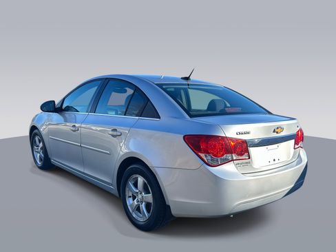 Used 2013 Chevrolet Cruze LT image 5