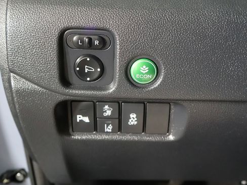 Used 2025 Honda Passport EX-L image 35