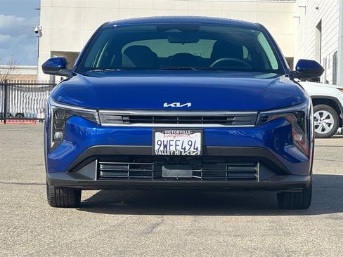Used 2025 Kia K4 LXS image 11