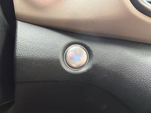 Used 2022 Hyundai Santa Fe SEL image 28