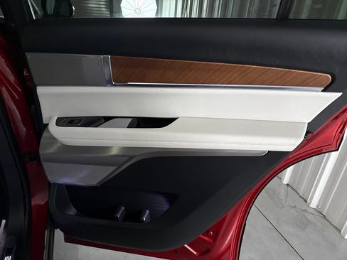 Certified 2026 Cadillac Vistiq Sport AWD/4WD image 23
