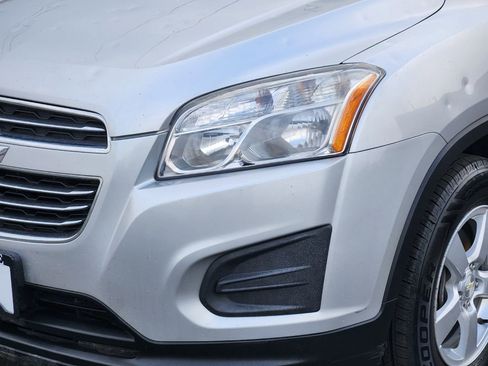 Used 2016 Chevrolet Trax LS image 10