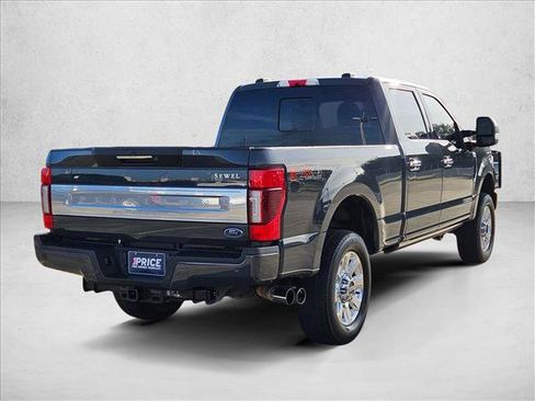 Used 2021 Ford F250 Platinum w/ FX4 Off-Road Package AWD/4WD image 5