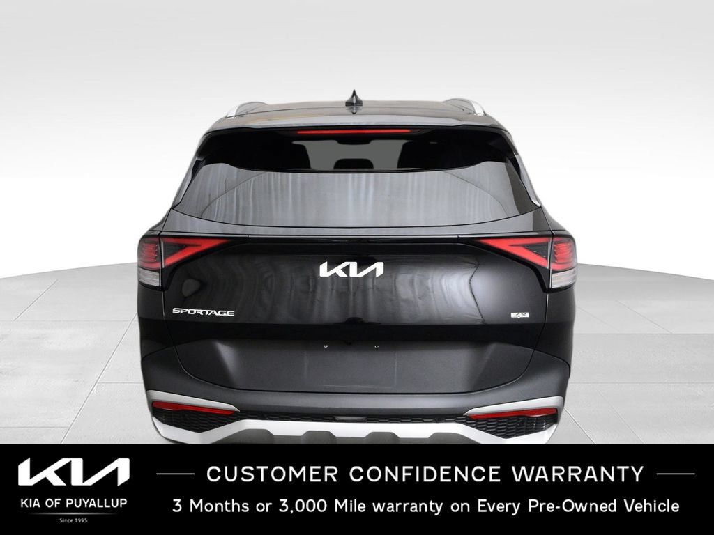 Certified 2023 Kia Sportage EX AWD/4WD image 6