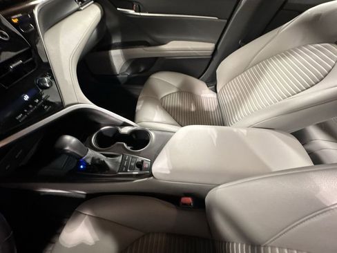 Used 2023 Toyota Camry SE image 27