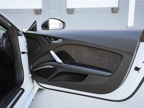 Used 2018 Audi TT 2.0T w/ Technology Package image 22