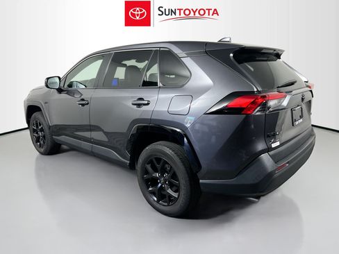 Used 2024 Toyota RAV4 LE FWD image 6