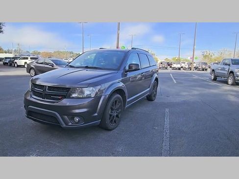 Used 2015 Dodge Journey SXT w/ Flexible Seating Group image 19