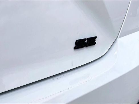 Used 2026 Toyota Camry SE w/ Convenience Package image 10