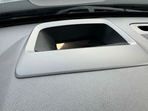 Used 2022 Volvo XC90 T8 Inscription Expression w/ Advanced Package image 32