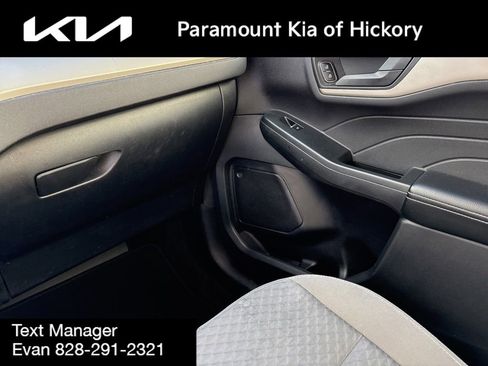 Used 2022 Ford Escape SE w/ Convenience Package image 28