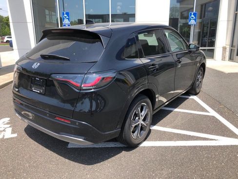 Used 2024 Honda HR-V EX-L image 5