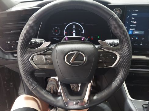 Used 2024 Lexus TX 500h AWD image 9
