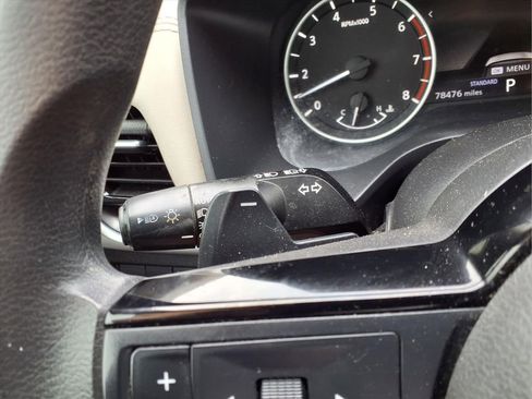 Used 2022 Nissan Rogue SV FWD image 18