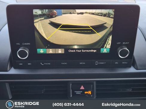 Used 2025 Honda Pilot Sport image 19