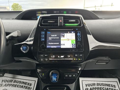 Used 2018 Toyota Prius Prime Plus image 18