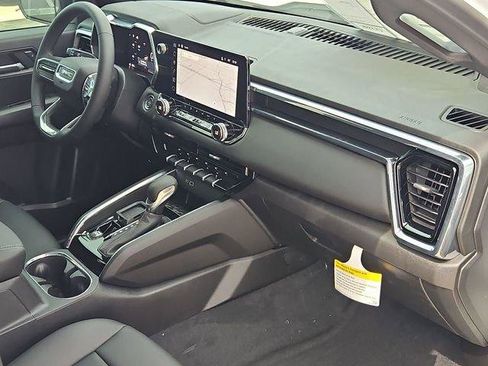 New 2026 GMC Canyon Elevation w/ Convenience Package RWD image 28