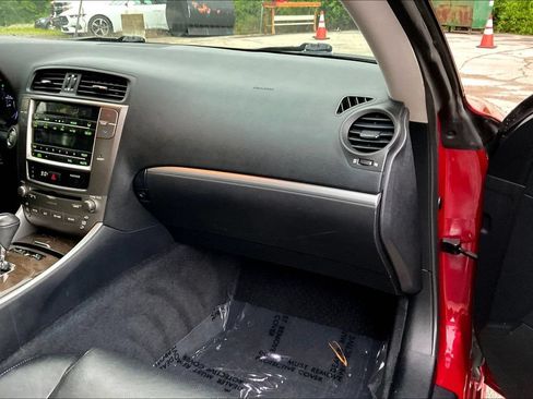 Used 2013 Lexus IS 250C w/ Luxury Pkg RWD image 15