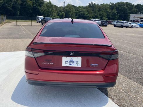 Used 2023 Honda Accord Sport image 6