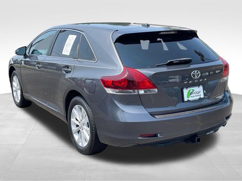 Used 2014 Toyota Venza LE FWD image 5