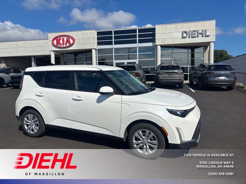Certified 2024 Kia Soul LX FWD image 1