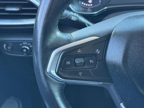 Used 2021 Chevrolet TrailBlazer LT w/ Premium Seating Package image 19