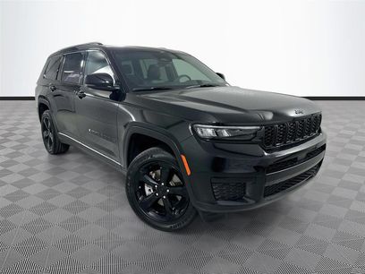 Used 2025 Jeep Grand Cherokee L Altitude