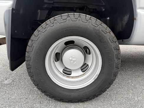 Used 2005 Dodge Ram 3500 Truck ST w/ Trailer Tow Group AWD/4WD image 33