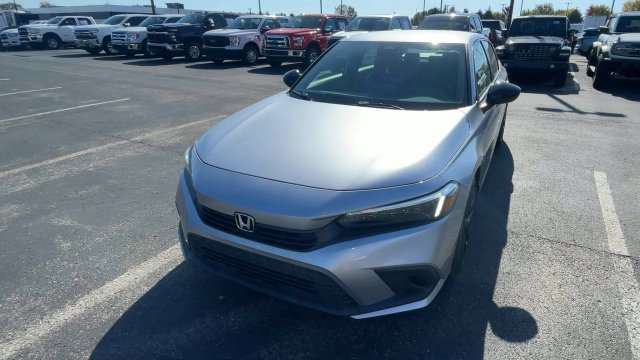 Used 2023 Honda Civic Sport image 5
