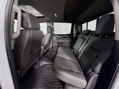 New 2026 GMC Sierra 1500 SLT AWD/4WD image 20