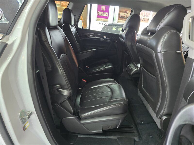 Used 2017 Buick Enclave Leather AWD/4WD image 16