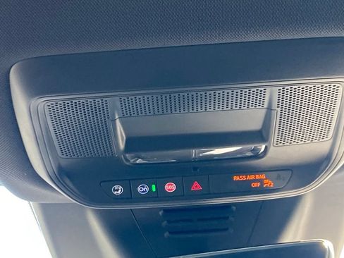 New 2026 Chevrolet Equinox EV RS w/ Convenience Package II FWD image 10