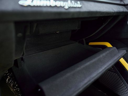 Used 2024 Lamborghini Urus Performante image 89