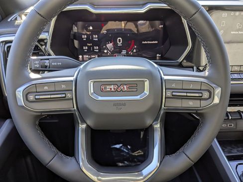 New 2026 GMC Canyon Elevation w/ Convenience Package image 16