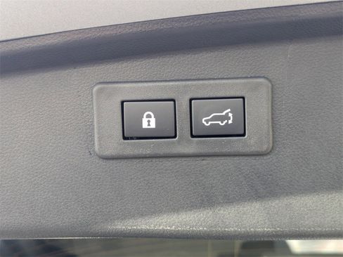 Certified 2025 Subaru Outback Limited XT w/ Popular Package #2 image 13